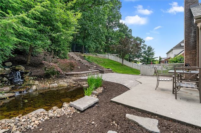 114 Oakview Drive, Cranberry Twp, PA 16066