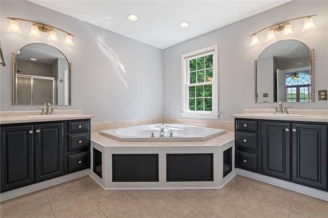 114 Oakview Drive, Cranberry Twp, PA 16066