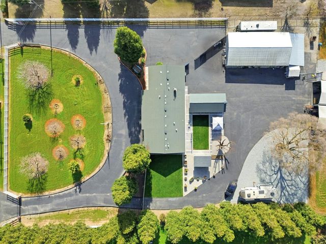 8875 New Avenue, Gilroy, CA 95020