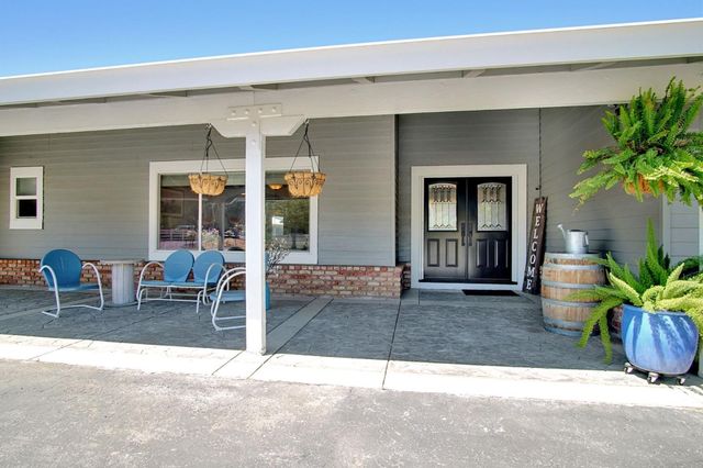 8875 New Avenue, Gilroy, CA 95020