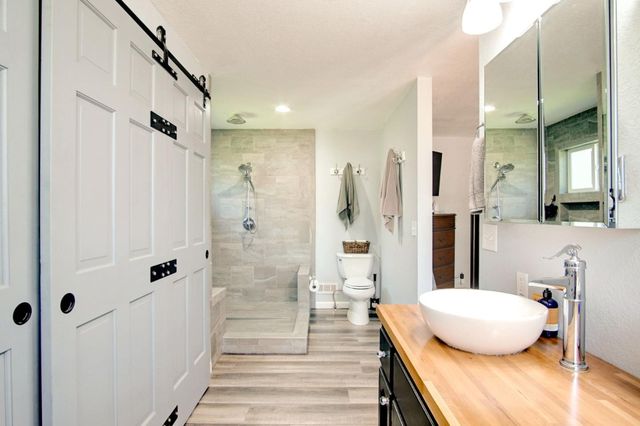 8875 New Avenue, Gilroy, CA 95020