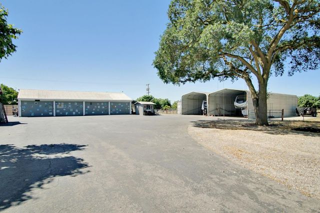 8875 New Avenue, Gilroy, CA 95020