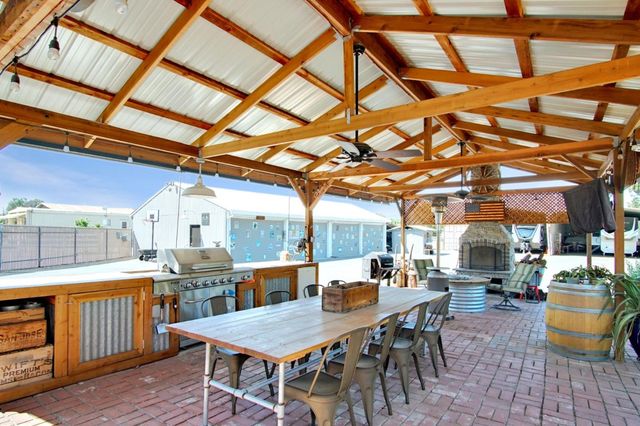 8875 New Avenue, Gilroy, CA 95020