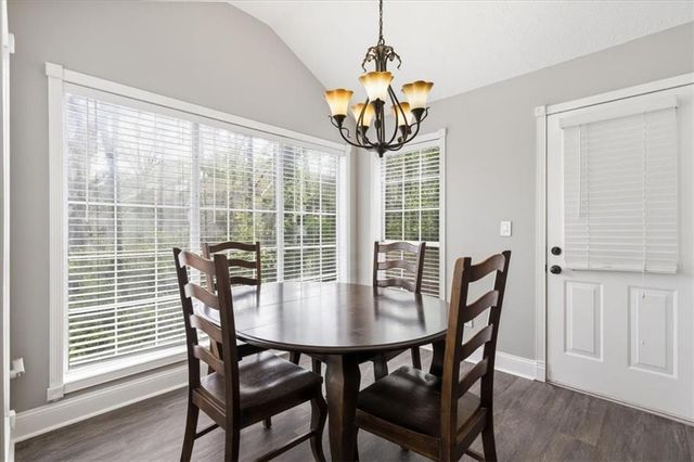 307 Glenleaf Dr, Peachtree Corners, GA 30092