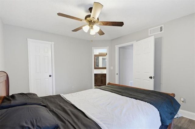 307 Glenleaf Dr, Peachtree Corners, GA 30092