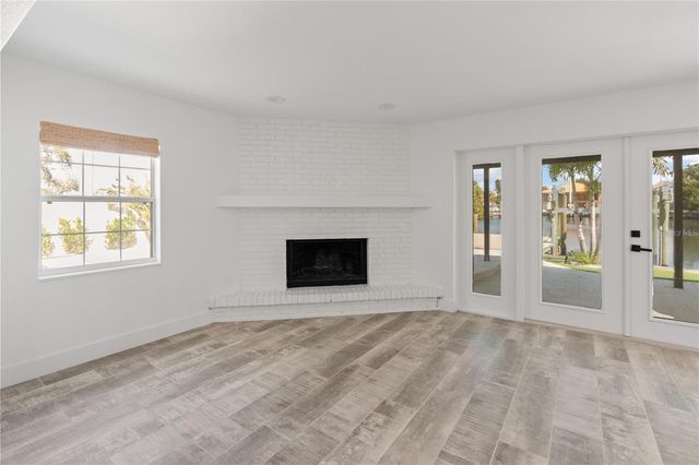 4543 CARSON STREET NE, St Petersburg, FL 33704