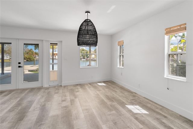 4543 CARSON STREET NE, St Petersburg, FL 33704