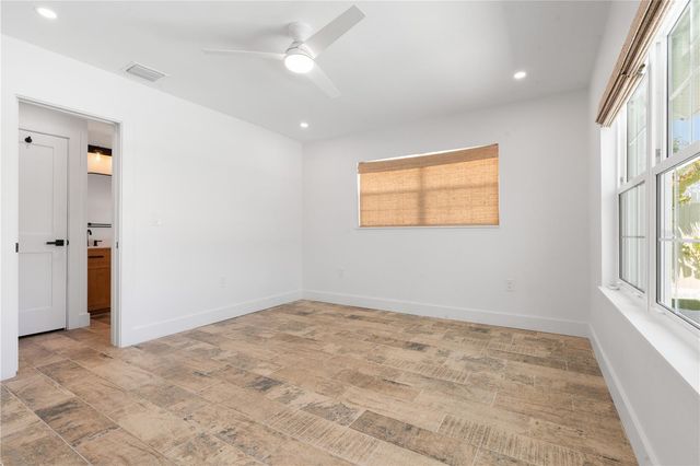 4543 CARSON STREET NE, St Petersburg, FL 33704