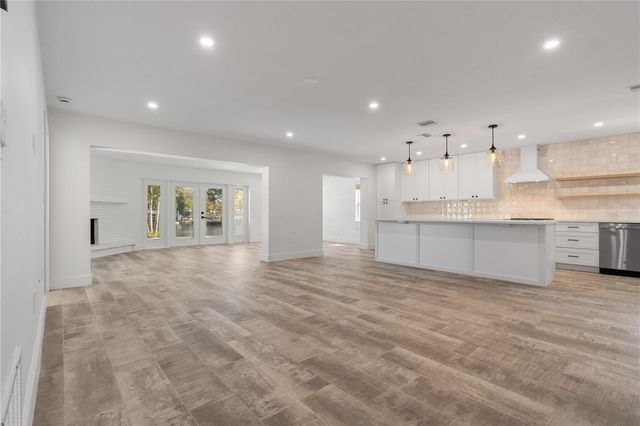 4543 CARSON STREET NE, St Petersburg, FL 33704