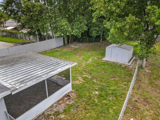 523 N 60th Way, Hollywood, FL 33024