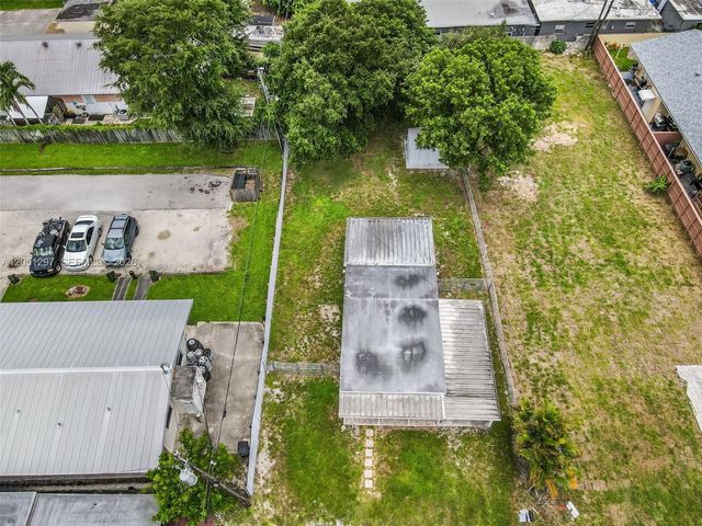 523 N 60th Way, Hollywood, FL 33024