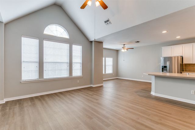 3725 Vienna Street, Irving, TX 75038