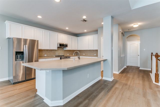 3725 Vienna Street, Irving, TX 75038
