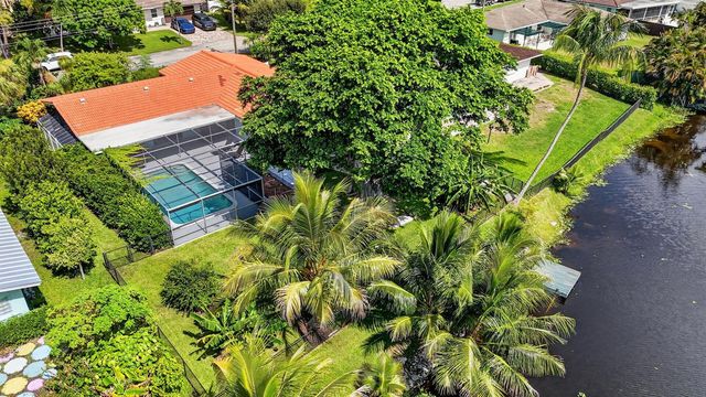 200 NW 11th Avenue, Boca Raton, FL 33486