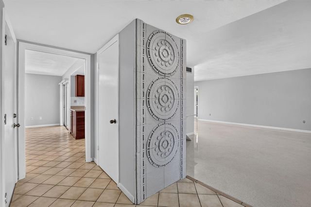 200 NW 11th Avenue, Boca Raton, FL 33486