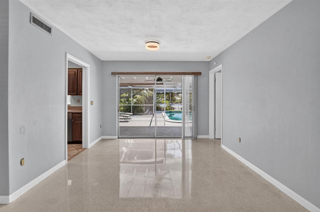 200 NW 11th Avenue, Boca Raton, FL 33486