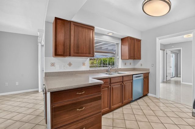 200 NW 11th Avenue, Boca Raton, FL 33486