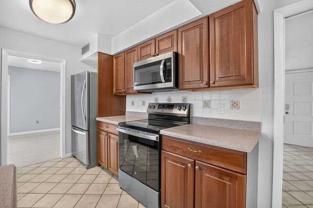 200 NW 11th Avenue, Boca Raton, FL 33486