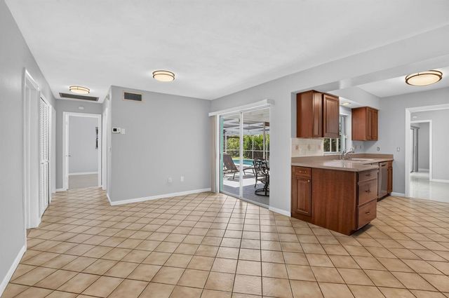 200 NW 11th Avenue, Boca Raton, FL 33486