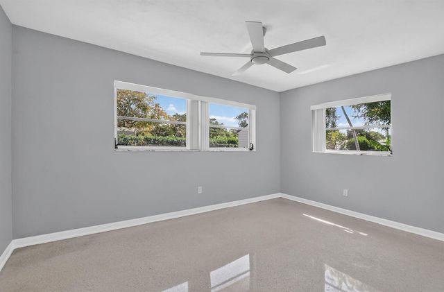 200 NW 11th Avenue, Boca Raton, FL 33486