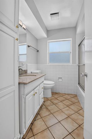 200 NW 11th Avenue, Boca Raton, FL 33486