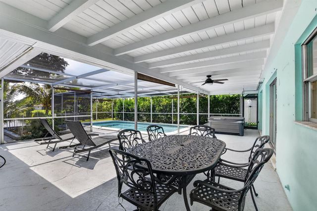 200 NW 11th Avenue, Boca Raton, FL 33486