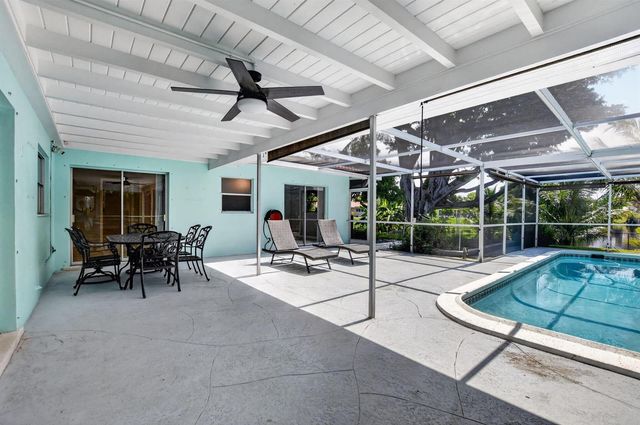 200 NW 11th Avenue, Boca Raton, FL 33486