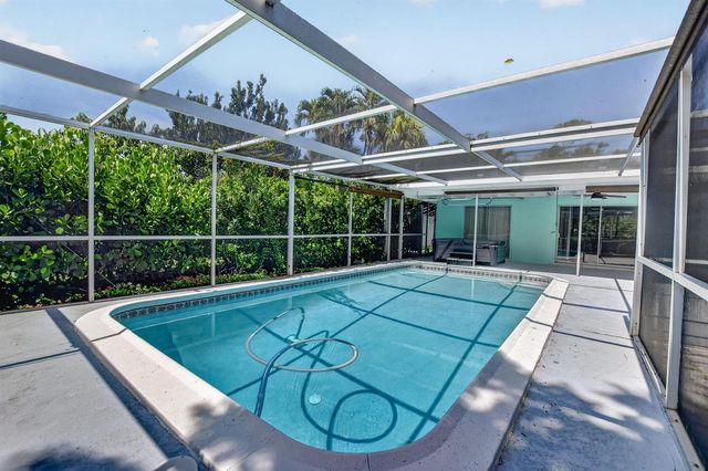 200 NW 11th Avenue, Boca Raton, FL 33486