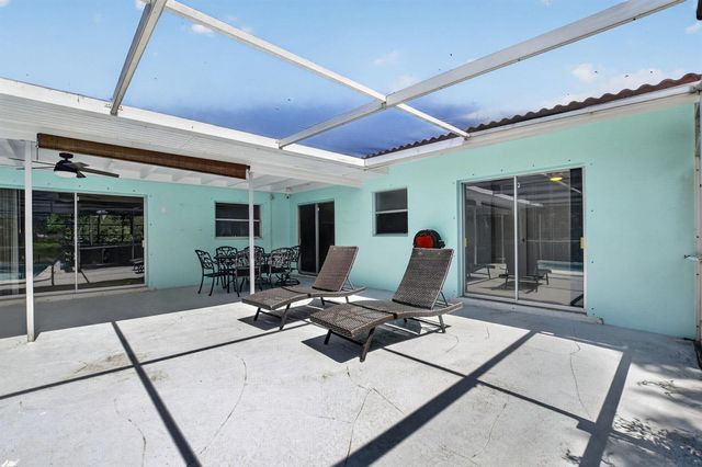 200 NW 11th Avenue, Boca Raton, FL 33486