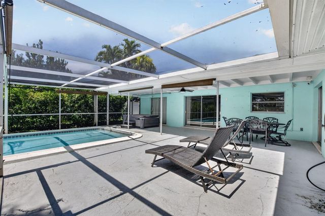200 NW 11th Avenue, Boca Raton, FL 33486