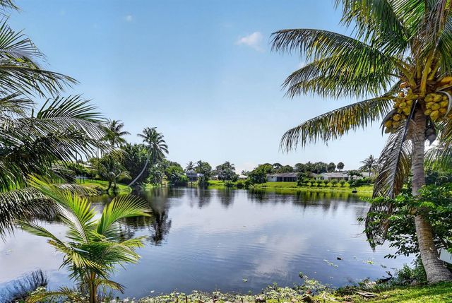 200 NW 11th Avenue, Boca Raton, FL 33486