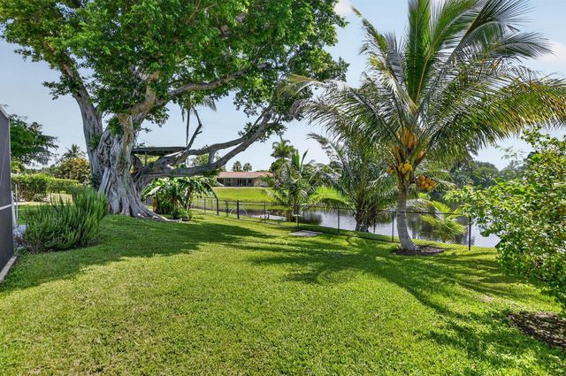 200 NW 11th Avenue, Boca Raton, FL 33486