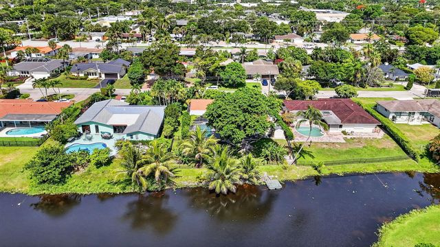 200 NW 11th Avenue, Boca Raton, FL 33486