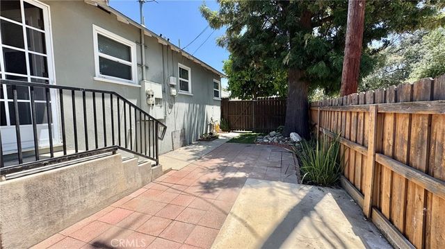 240 N Shamrock Avenue, Monrovia, CA 91016