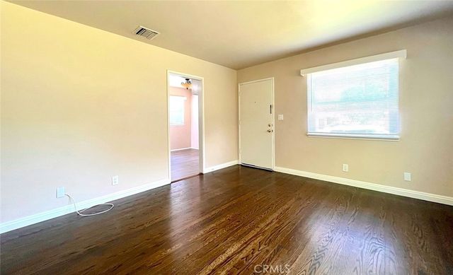 240 N Shamrock Avenue, Monrovia, CA 91016