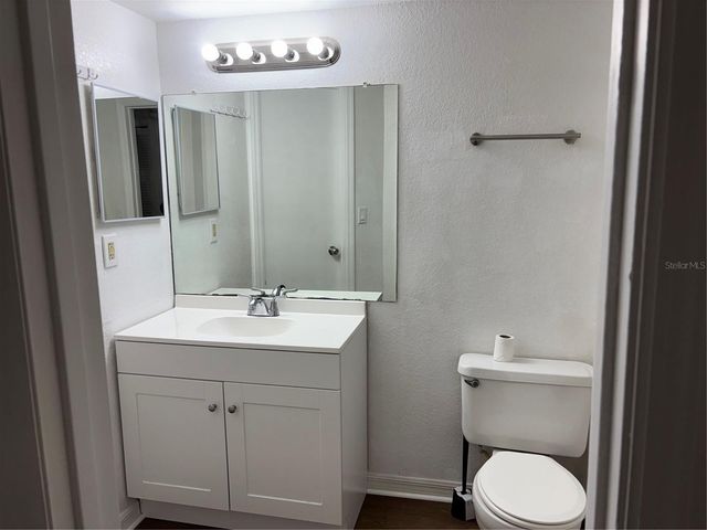 4536 COMMANDER DRIVE 1522, Orlando, FL 32822