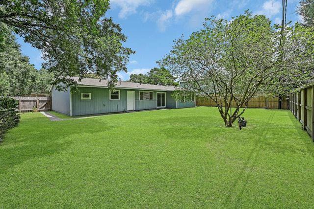 5415 Carew Street, Houston, TX 77096