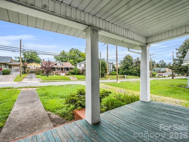 203 Court Street, Rutherfordton, NC 28139