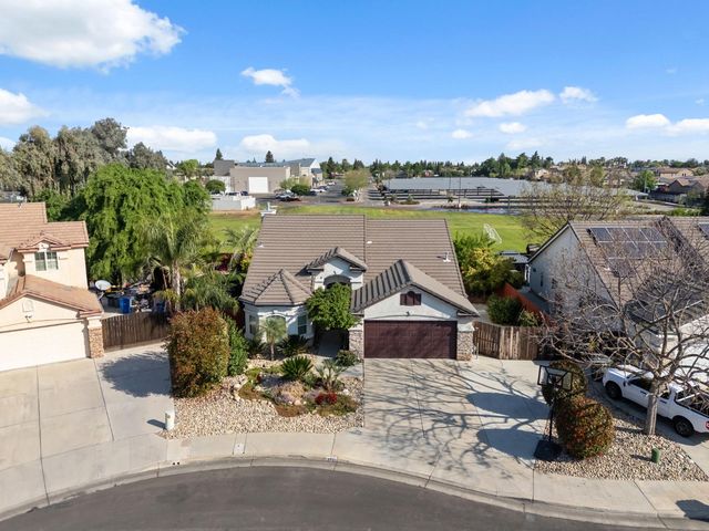 2740 E El Paso Avenue, Fresno, CA 93720