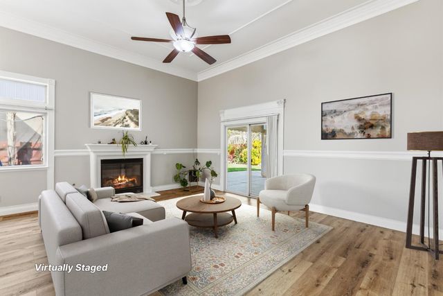 2740 E El Paso Avenue, Fresno, CA 93720