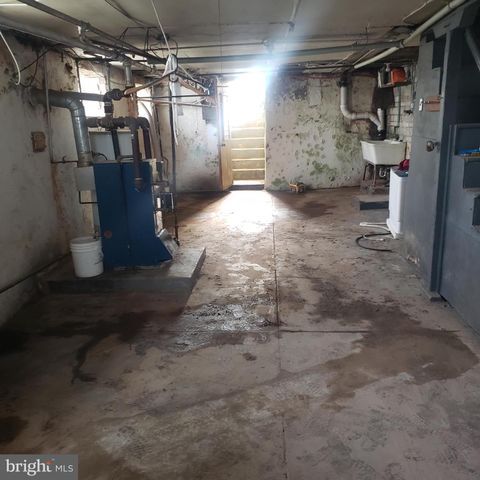 2650 S 61ST ST, Philadelphia, PA 19142