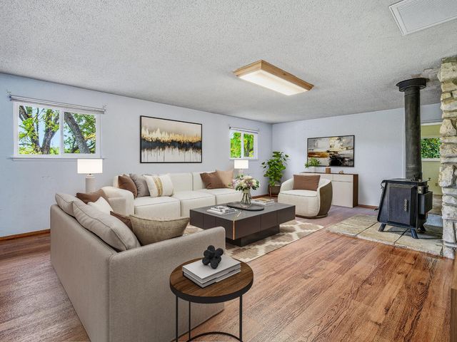 1999 Lakehills Dr, El Dorado Hills, CA 95762