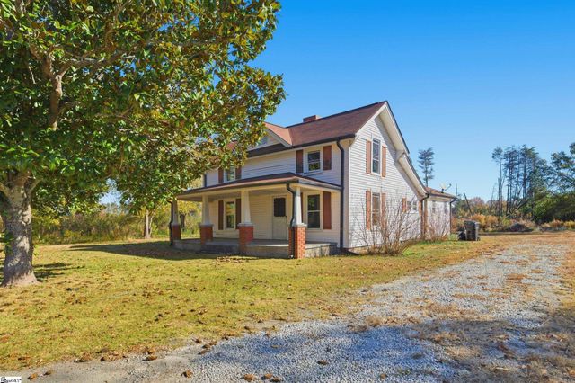 1858 Pitts Road, Laurens, SC 29360