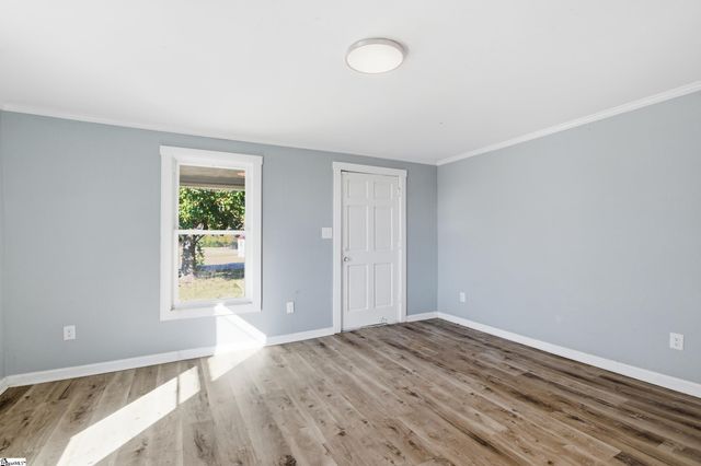 1858 Pitts Road, Laurens, SC 29360