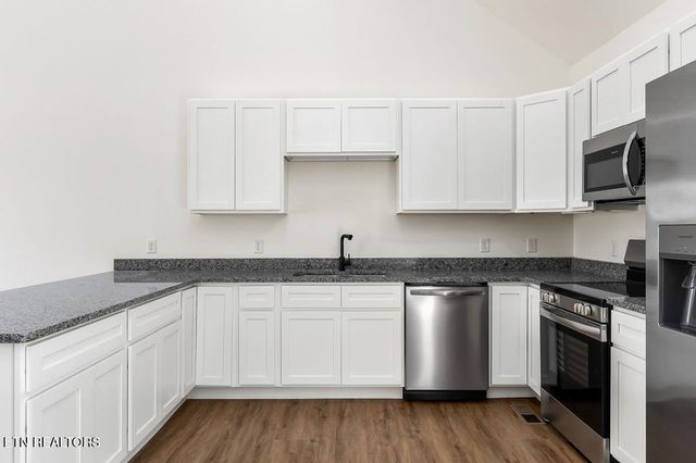 459 Dr I C Morgan Rd, Spencer, TN 38585