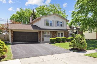 1477 William Clifford Lane, Elk Grove Village, IL 60007