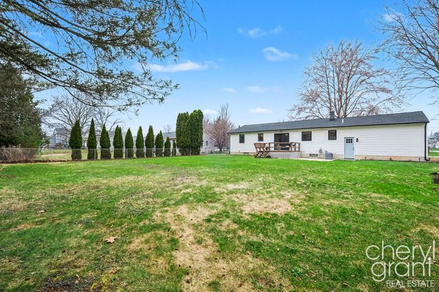4040 Ziverts Street NE, Rockford, MI 49341