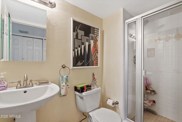 207 W CLARENDON Avenue F6, Phoenix, AZ 85013