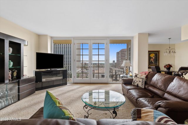 207 W CLARENDON Avenue F6, Phoenix, AZ 85013