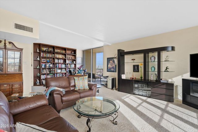 207 W CLARENDON Avenue F6, Phoenix, AZ 85013